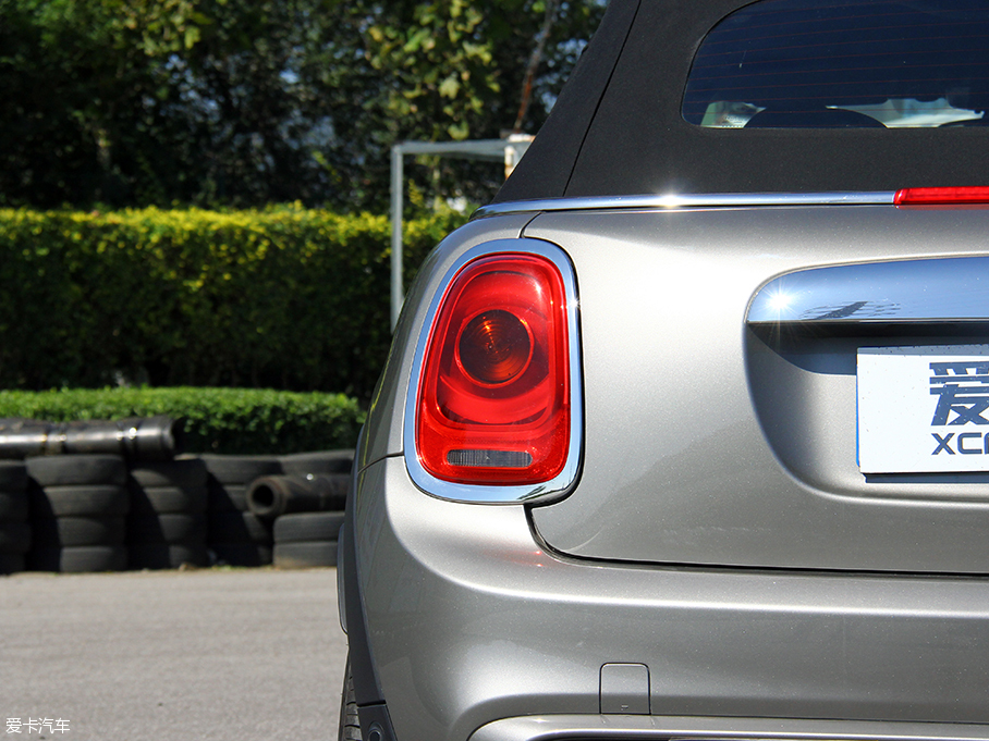 实拍MINI COOPER S CABRIO