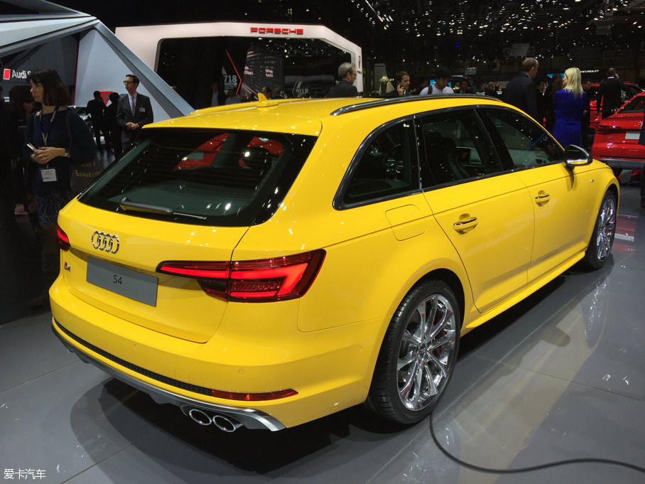 在2016日内瓦车展上,奥迪正式发布了全新s4 avant车型.