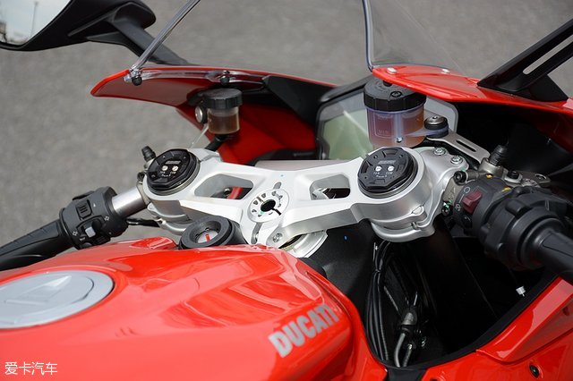 �ſ���959 Panigale;�ſ����ܳ�;Ducati959 Panigale