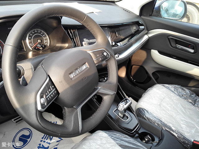 广州车展探馆哈弗h2s红蓝标车型实拍