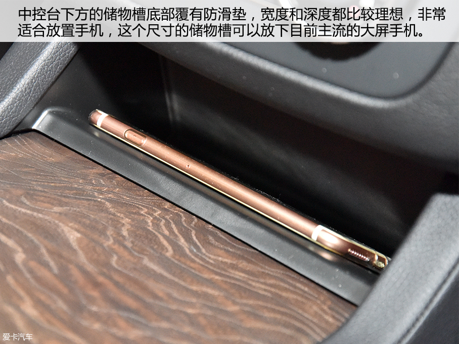 实拍奔驰GLS 400豪华
