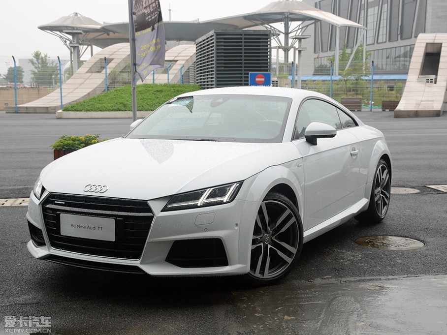 > 第三代奥迪tt科技体验