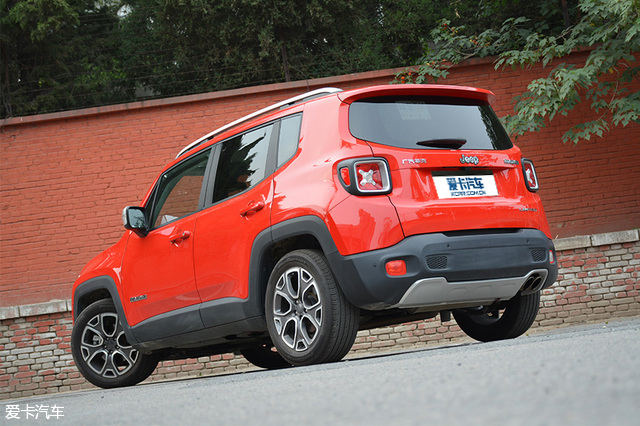 自由侠越野测评 640_480_20160721114343164293697989564.jpg