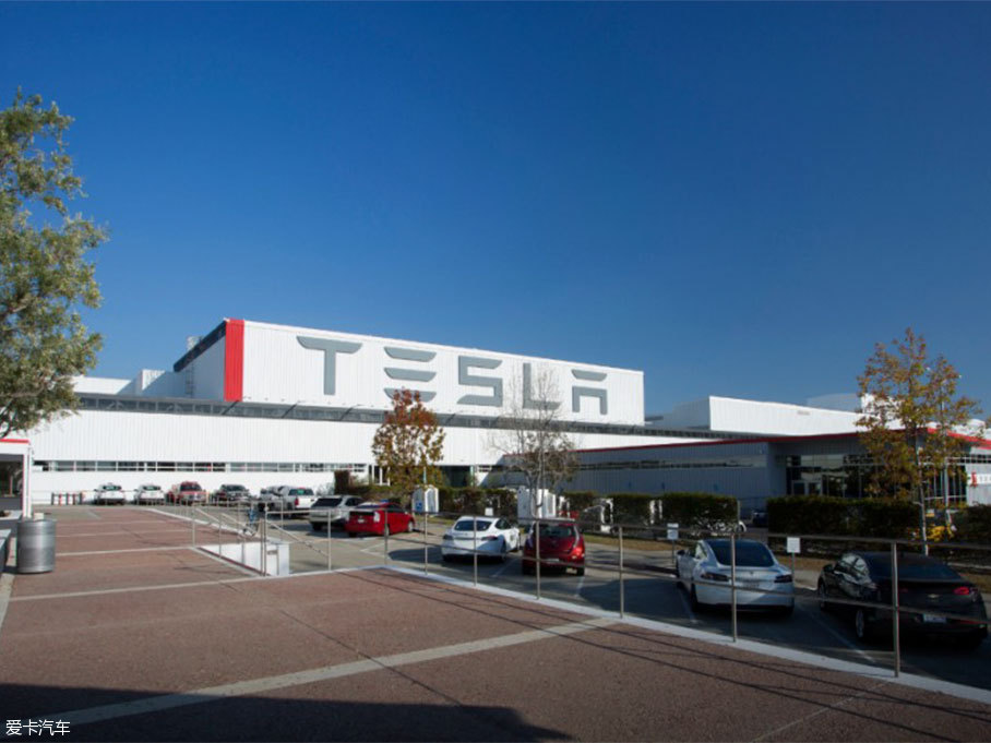 特斯拉Model 3将开始接受预定