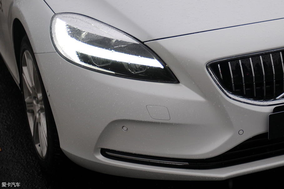 2017款沃尔沃V40；2017款XC60