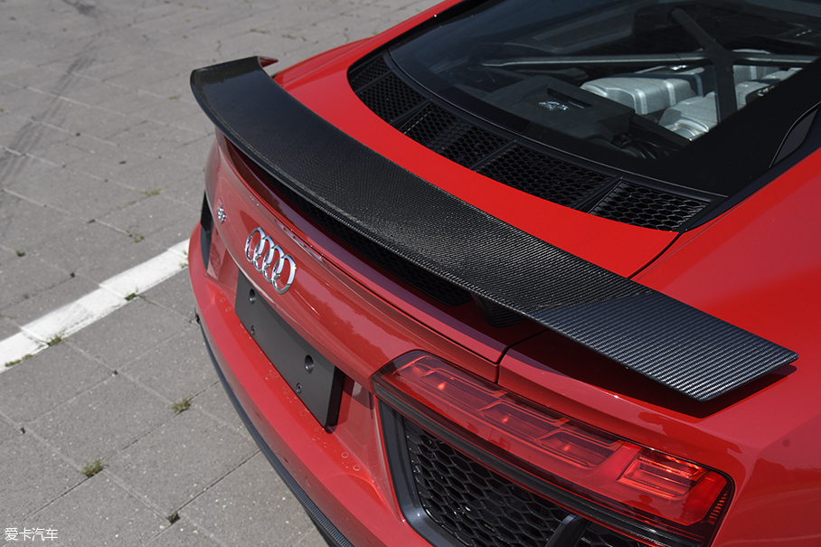 奥迪R8 V10 性能版技术解析